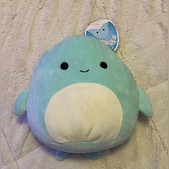 Perry, 5 inch squishmallow - Picture 1 of 3